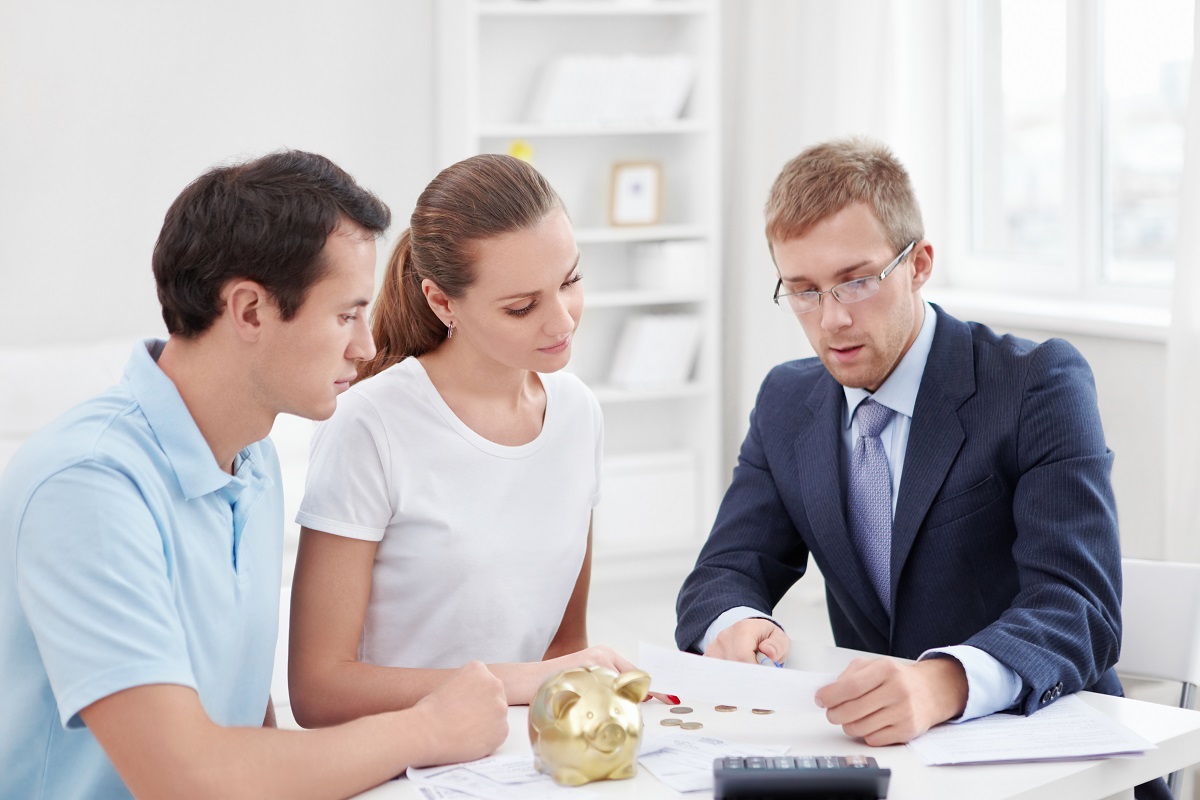 Couple planning to buy house