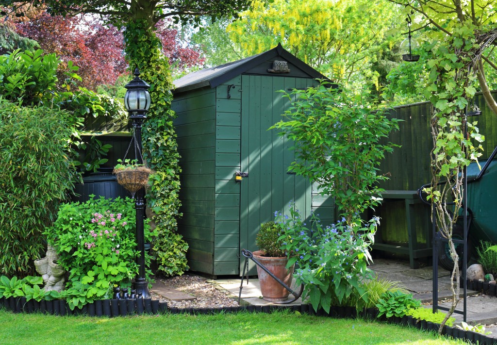 green garden hut