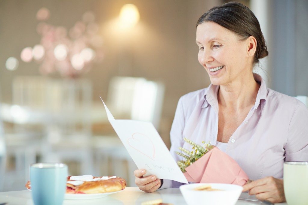 Woman reading a letter