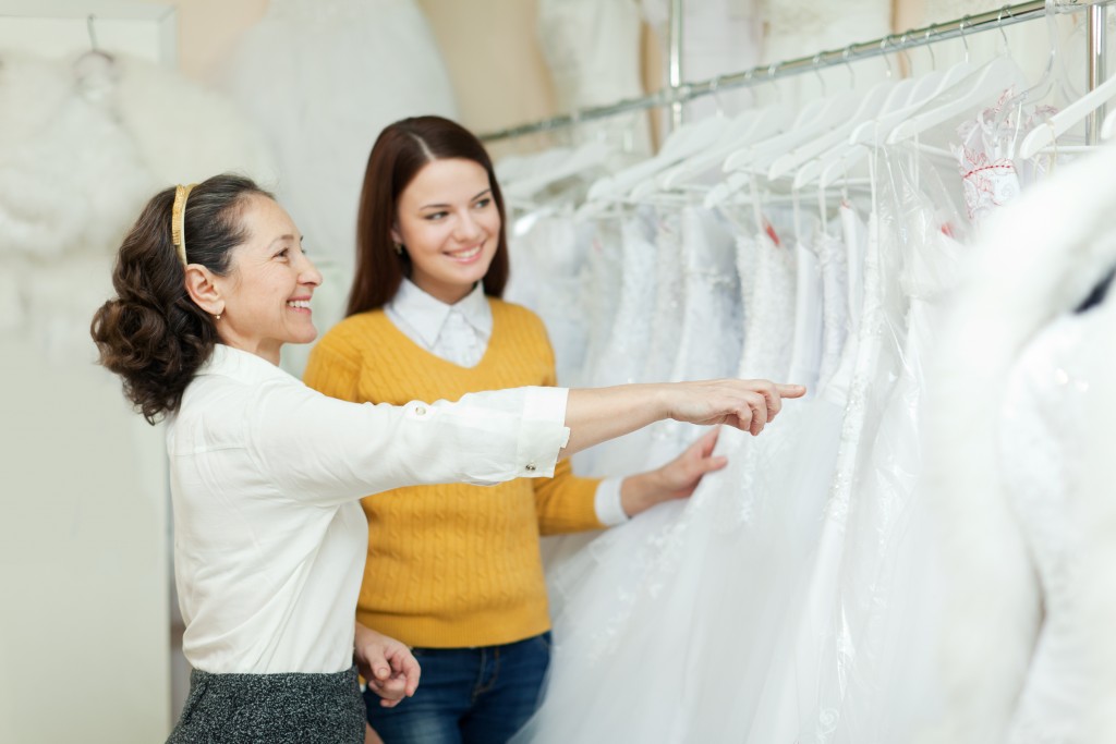 checking for wedding dress